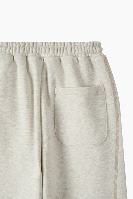 https://img.benettonmall.com/PARTS/KO/26F/QATP13661OT_MB_D5.jpg