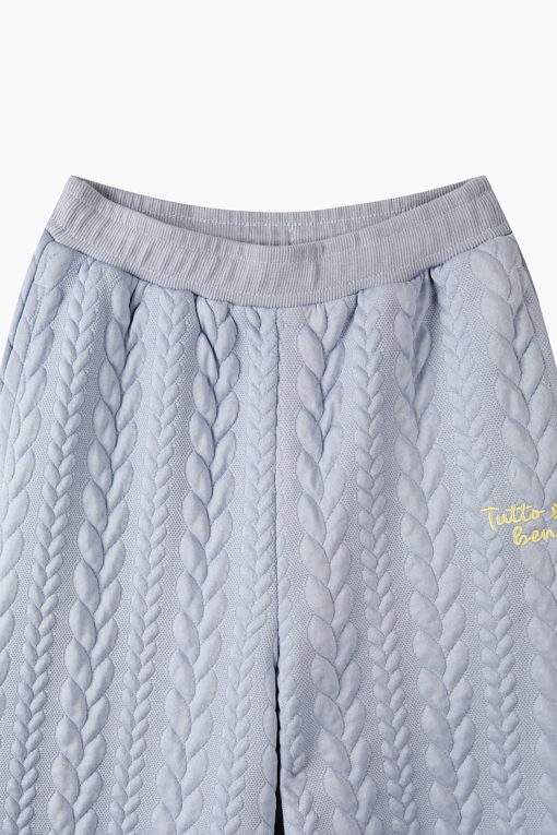 https://img.benettonmall.com/PARTS/KO/26F/QATP16661BL_MB_D2.jpg