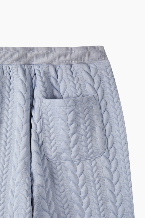 https://img.benettonmall.com/PARTS/KO/26F/QATP16661BL_MB_D3.jpg