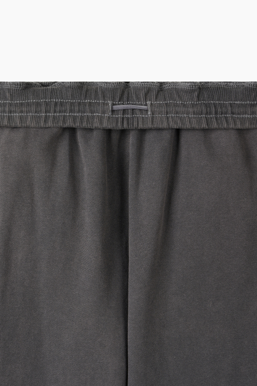 https://img.benettonmall.com/PARTS/KO/26F/QATP19661GR_MB_D5.jpg
