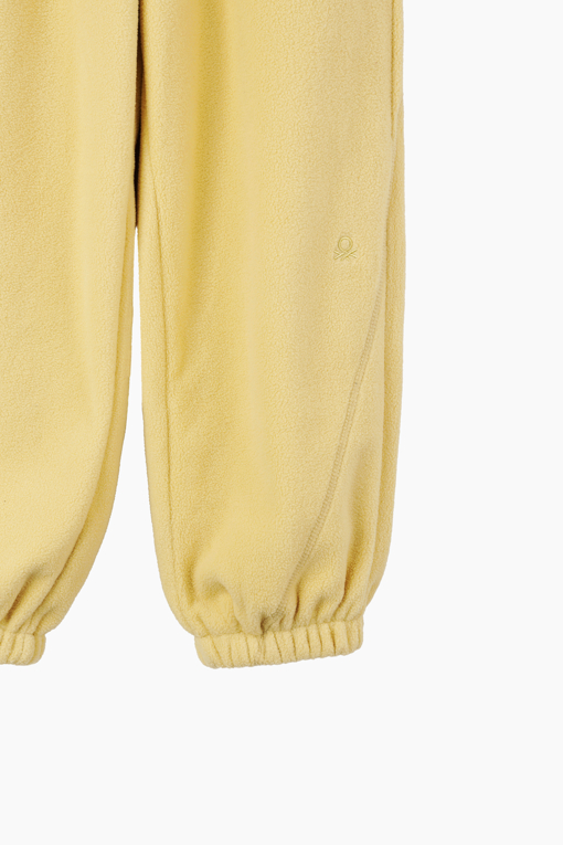 https://img.benettonmall.com/PARTS/KO/26F/QATPG1661YE_MB_D3.jpg