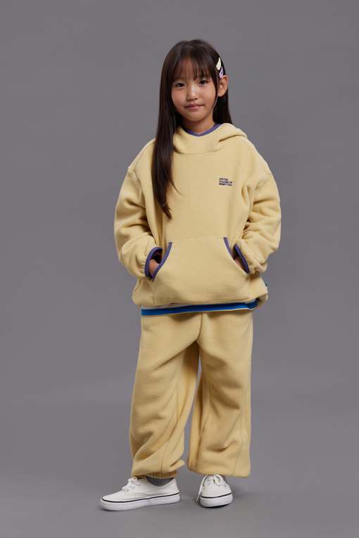 https://img.benettonmall.com/PARTS/KO/26F/QATPG1661YE_MB_M3.jpg