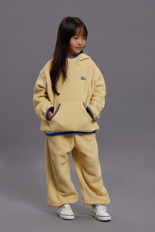 https://img.benettonmall.com/PARTS/KO/26F/QATPG1661YE_MB_M5.jpg