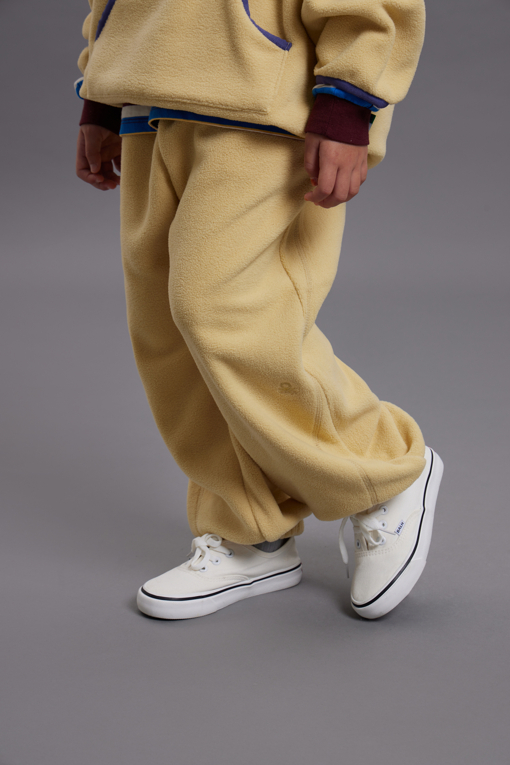 https://img.benettonmall.com/PARTS/KO/26F/QATPG1661YE_MB_M7.jpg