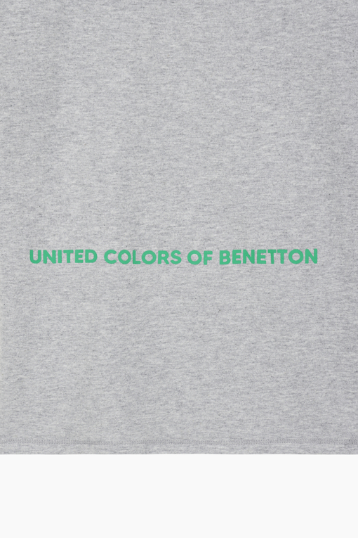https://img.benettonmall.com/PARTS/KO/26F/QATS01641MG_MB_D13.jpg?cb=1788777065
