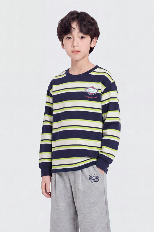 https://img.benettonmall.com/PARTS/KO/26F/QATS03641NY_MB_D4.jpg?cb=1784047865