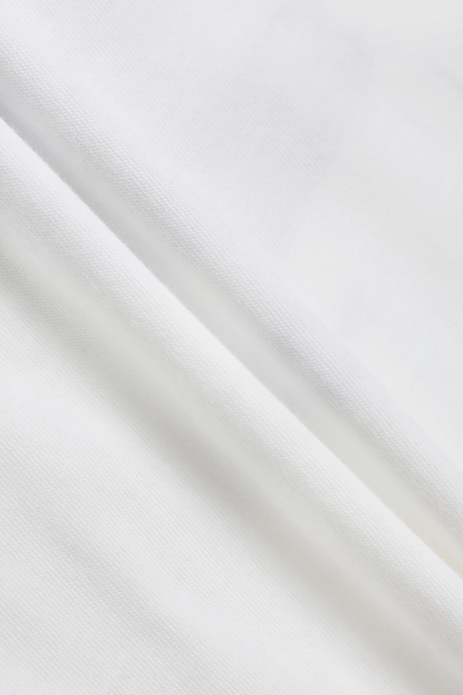 https://img.benettonmall.com/PARTS/KO/26F/QATS05641IV_MB_D14.jpg?cb=1782722068