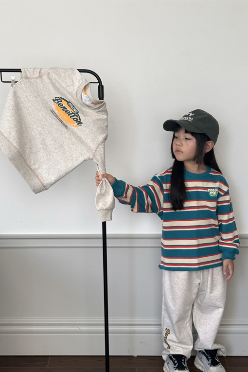 https://img.benettonmall.com/PARTS/KO/26F/QATS06641GN_MB_E1.jpg?cb=1789657820