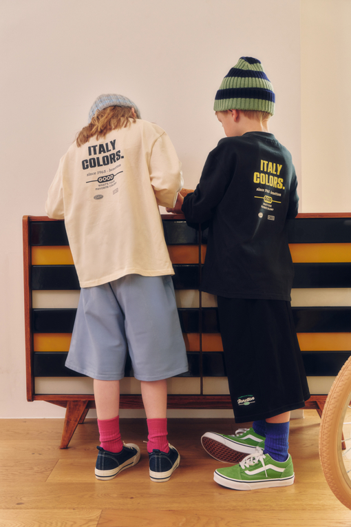 https://img.benettonmall.com/PARTS/KO/26F/QATS07641CG_MB_D1.jpg?cb=1788777065