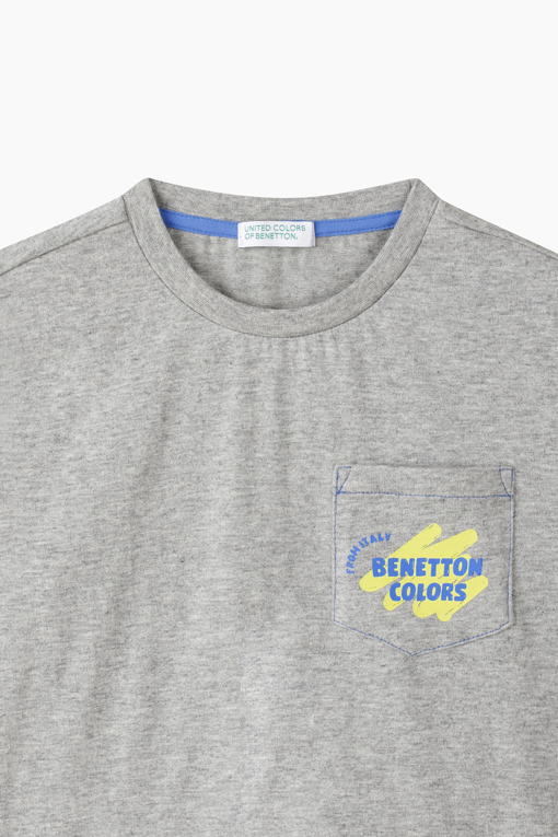https://img.benettonmall.com/PARTS/KO/26F/QATS08641MG_MB_D12.jpg?cb=1788777065