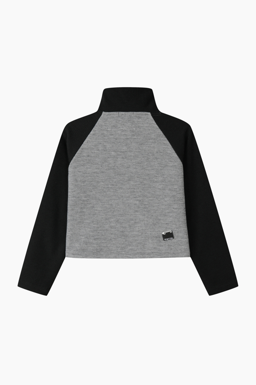 https://img.benettonmall.com/PARTS/KO/26F/QATS15641MG_MB_D1.jpg