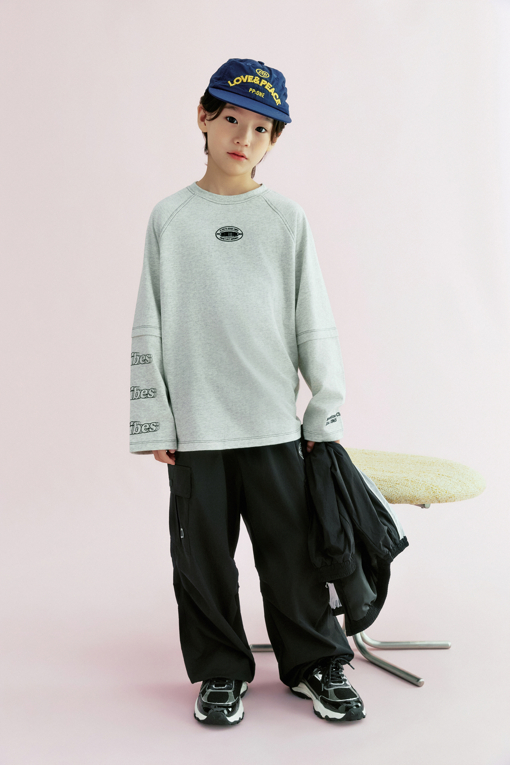 https://img.benettonmall.com/PARTS/KO/26F/QATS16641OT_MB_L0.jpg?cb=1788777065