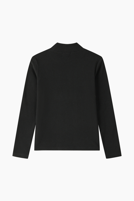 https://img.benettonmall.com/PARTS/KO/26F/QATS18661BK_MB_D1.jpg