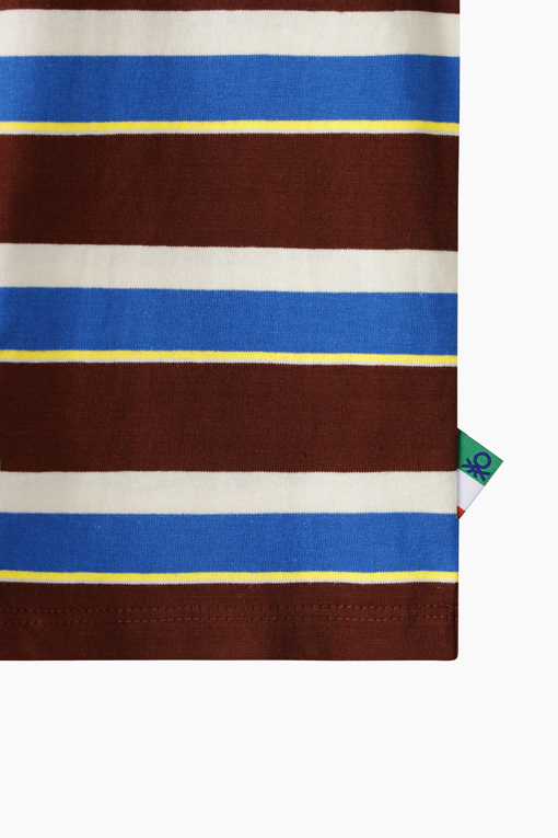 https://img.benettonmall.com/PARTS/KO/26F/QATSG1661MU_MB_D3.jpg