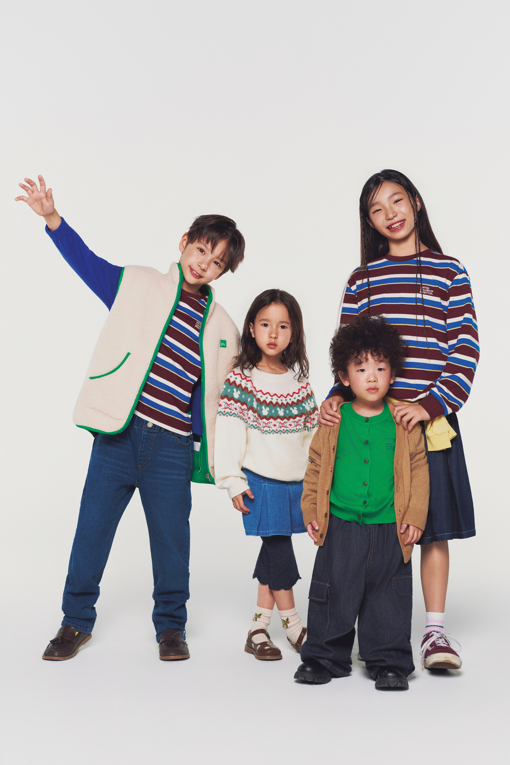 https://img.benettonmall.com/PARTS/KO/26F/QATSG1661MU_MB_L3.jpg