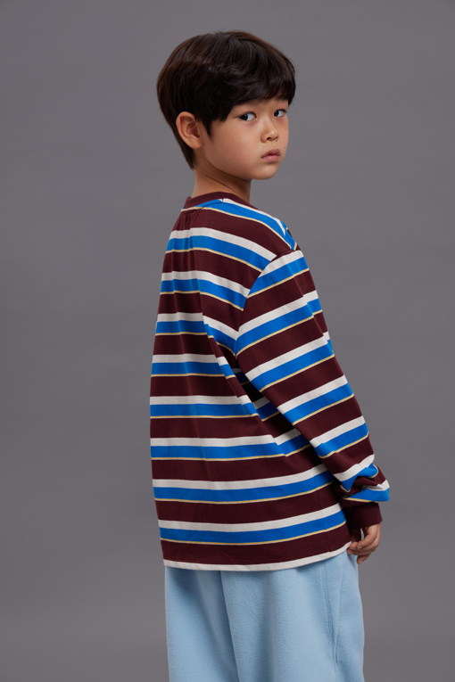 https://img.benettonmall.com/PARTS/KO/26F/QATSG1661MU_MB_M10.jpg