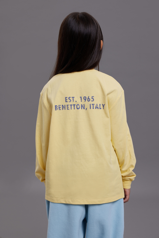 https://img.benettonmall.com/PARTS/KO/26F/QATSG2661YE_MB_M5.jpg