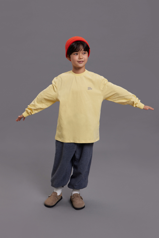 https://img.benettonmall.com/PARTS/KO/26F/QATSG2661YE_MB_M6.jpg