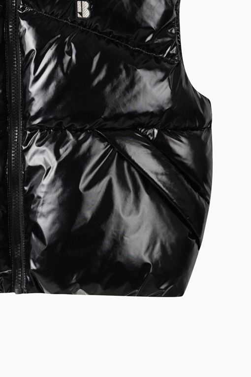 https://img.benettonmall.com/PARTS/KO/26F/QAVT01661BK_MB_D7.jpg