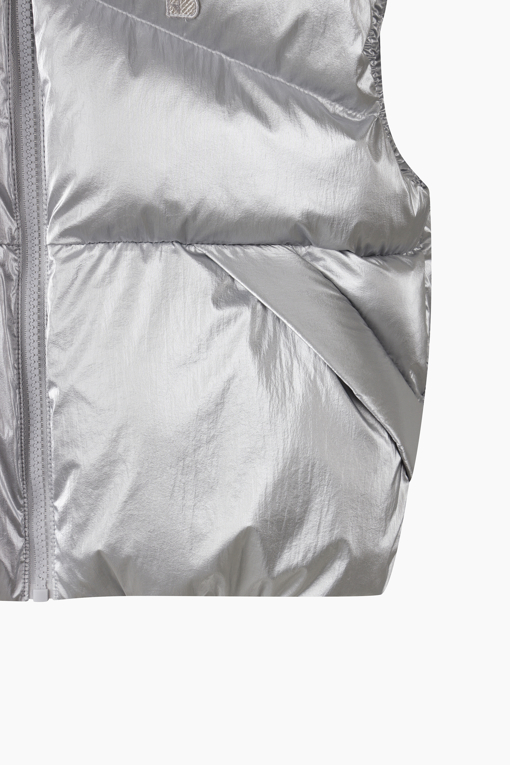 https://img.benettonmall.com/PARTS/KO/26F/QAVT01661SI_MB_D7.jpg