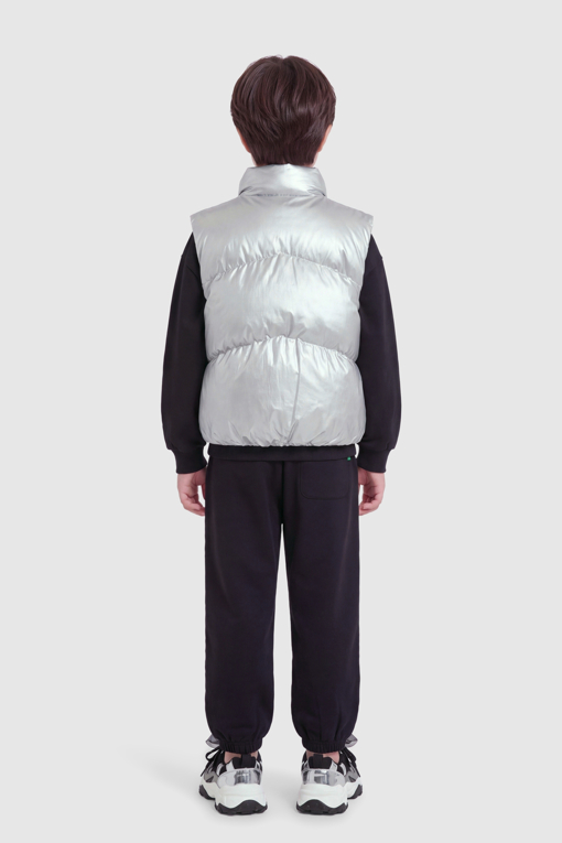 https://img.benettonmall.com/PARTS/KO/26F/QAVT01661SI_MB_M2.jpg