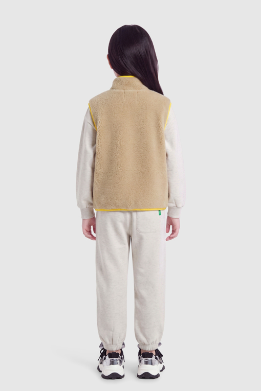 https://img.benettonmall.com/PARTS/KO/26F/QAVT02661BE_MB_M2.jpg