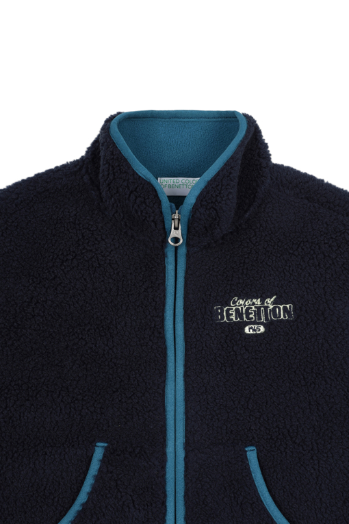 https://img.benettonmall.com/PARTS/KO/26F/QAVT02661NY_MB_D2.jpg
