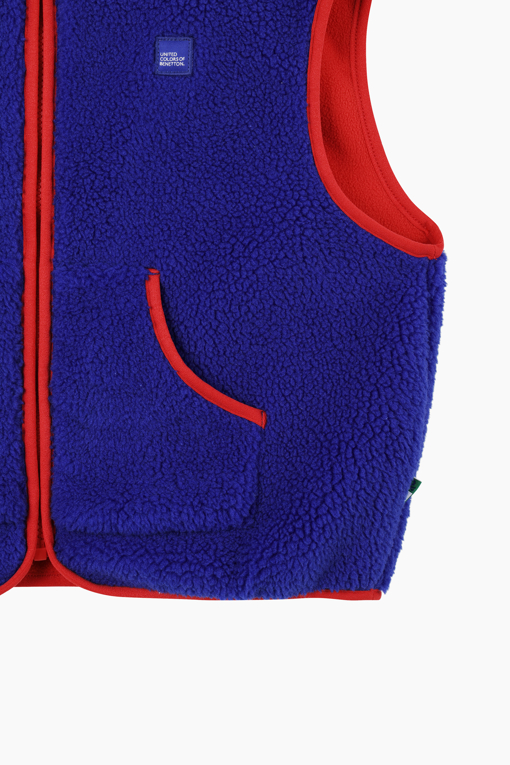 https://img.benettonmall.com/PARTS/KO/26F/QAVTG1661DB_MB_D3.jpg