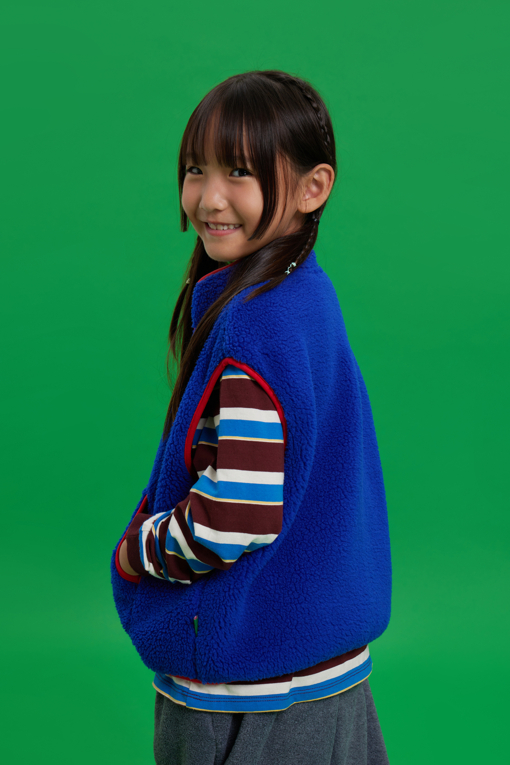 https://img.benettonmall.com/PARTS/KO/26F/QAVTG1661DB_MB_M8.jpg