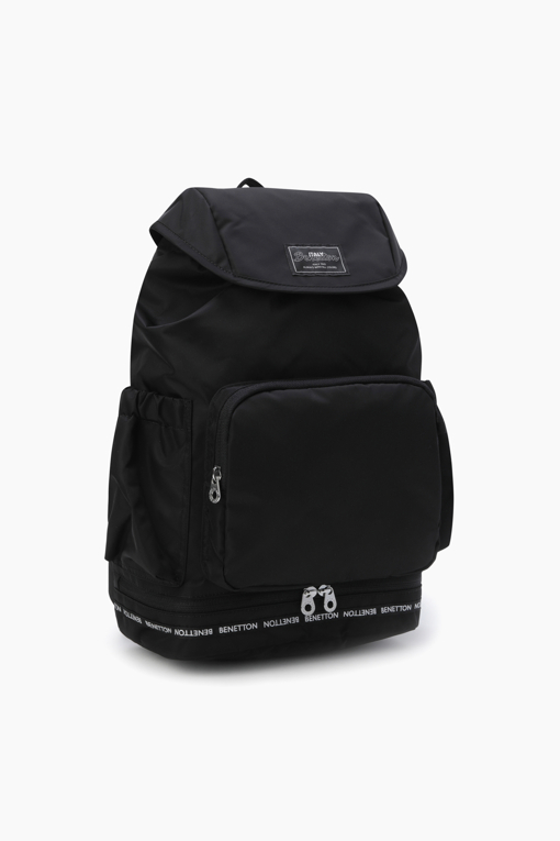 https://img.benettonmall.com/PARTS/KO/26F/QCBG03641BK_MB_D1.jpg