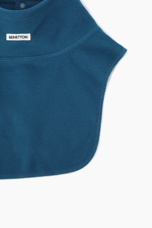 https://img.benettonmall.com/PARTS/KO/26F/QCET04661GN_MB_D3.jpg?cb=1791806151