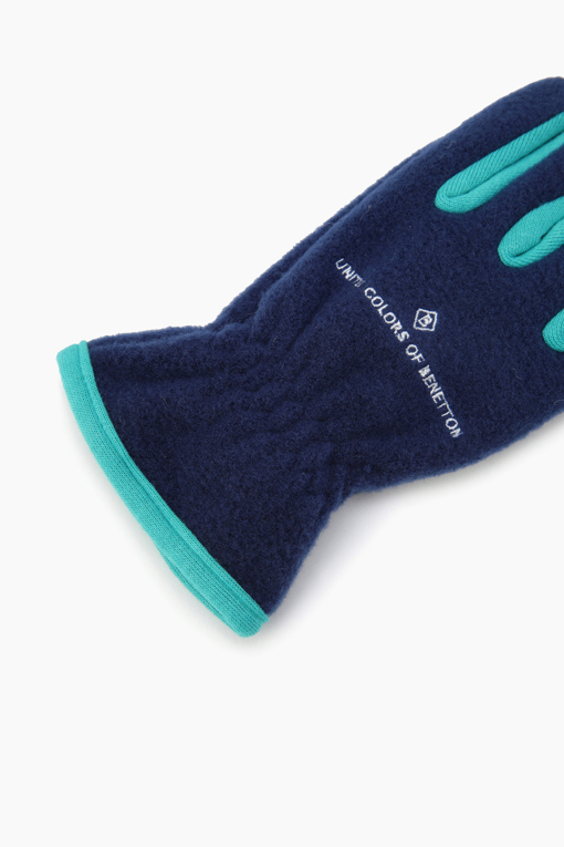 https://img.benettonmall.com/PARTS/KO/26F/QCGL01661NY_MB_D4.jpg