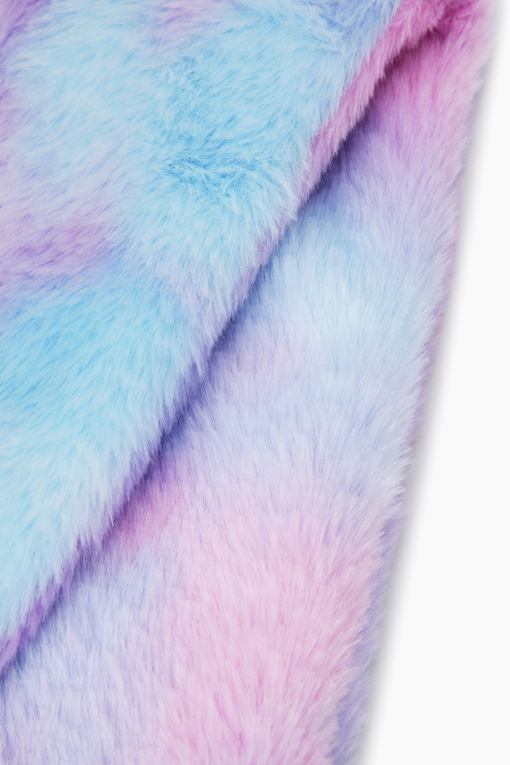 https://img.benettonmall.com/PARTS/KO/26F/QCMF02661MU_MB_D4.jpg