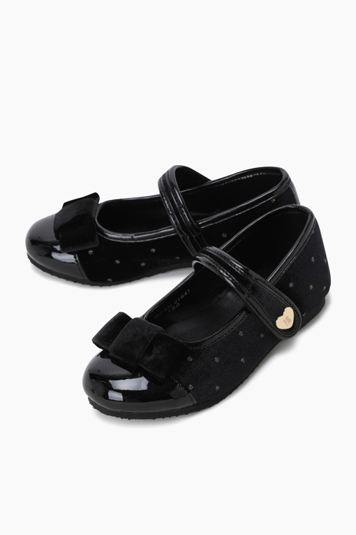 https://img.benettonmall.com/PARTS/KO/26F/QCSH01641BK_MB_D0.jpg