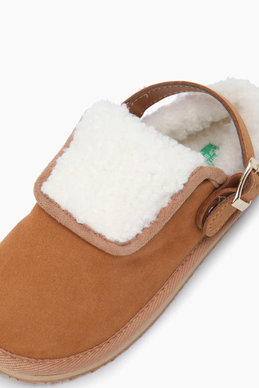 https://img.benettonmall.com/PARTS/KO/26F/QCSH06661BG_MB_D3.jpg