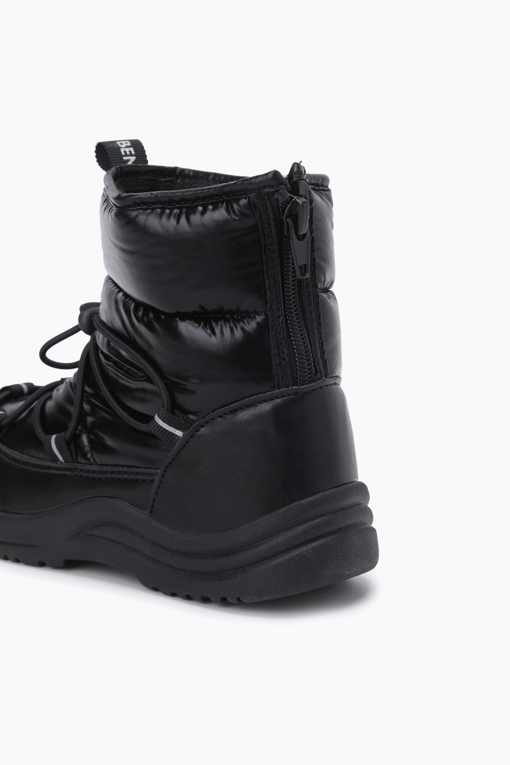 https://img.benettonmall.com/PARTS/KO/26F/QCSH07661BK_MB_D4.jpg