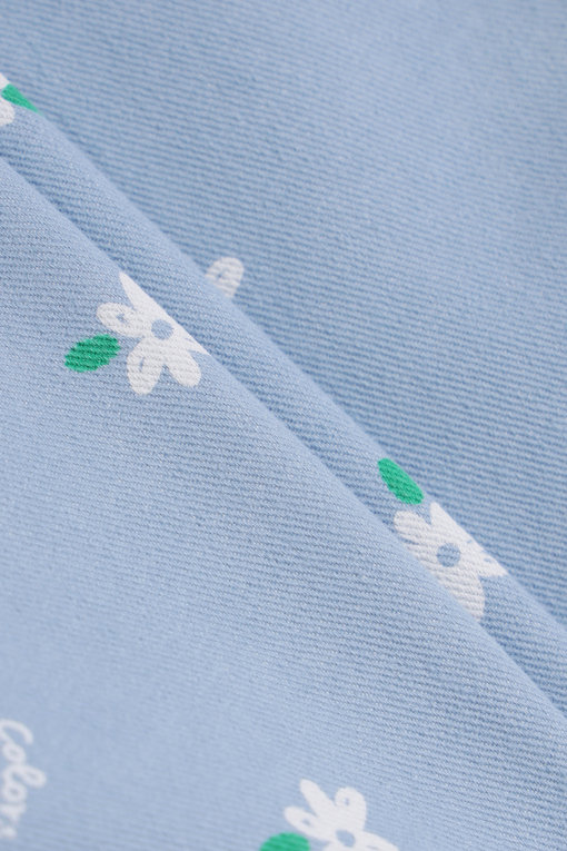 https://img.benettonmall.com/PARTS/KO/26S/QAJK01611BL_MB_D4.jpg?cb=1777565229