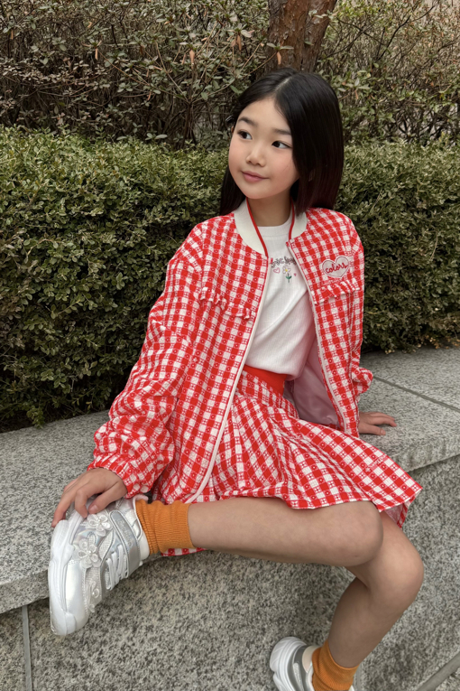 https://img.benettonmall.com/PARTS/KO/26S/QAJP01611RD_MB_D1.jpg?cb=1777565229