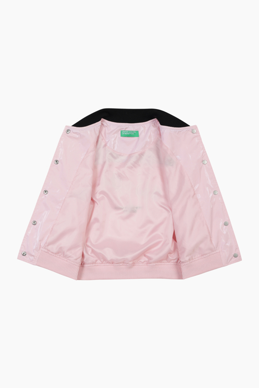 https://img.benettonmall.com/PARTS/KO/26S/QAJP05611PK_MB_D4.jpg?cb=1777565229