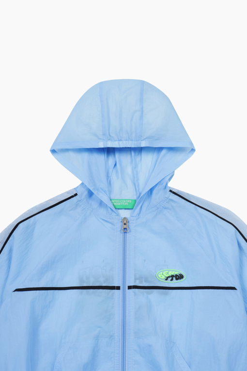 https://img.benettonmall.com/PARTS/KO/26S/QAJP09631BL_MB_D4.jpg?cb=1777565229