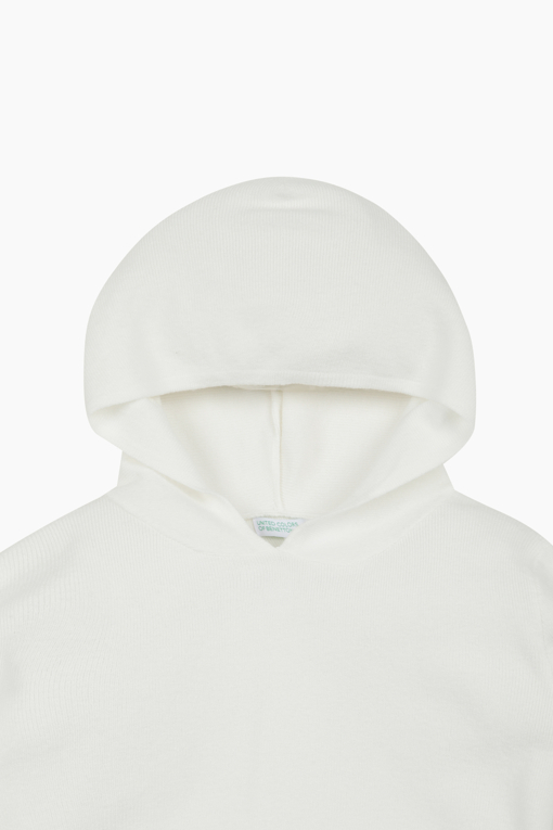 https://img.benettonmall.com/PARTS/KO/26S/QAKP06611IV_MB_D7.jpg?cb=1777565229