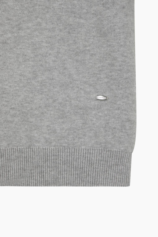 https://img.benettonmall.com/PARTS/KO/26S/QAKP06611MG_MB_D8.jpg?cb=1777565229