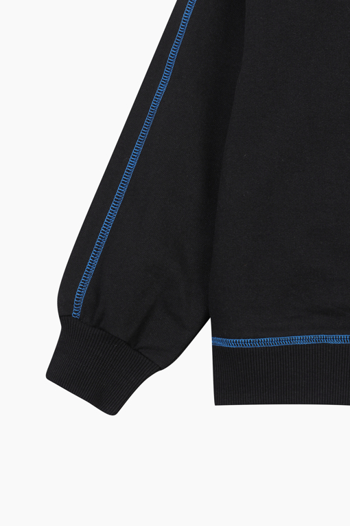 https://img.benettonmall.com/PARTS/KO/26S/QAMT01611BK_MB_D4.jpg?cb=1777565229