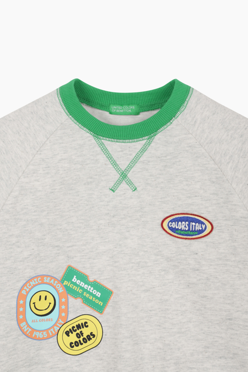 https://img.benettonmall.com/PARTS/KO/26S/QAMT05611OT_MB_D2.jpg?cb=1777565229