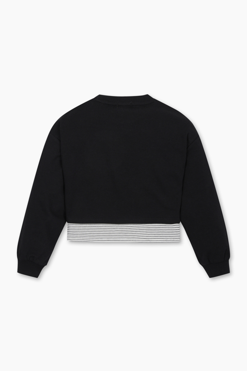 https://img.benettonmall.com/PARTS/KO/26S/QAMT09611BK_MB_D1.jpg?cb=1777565229