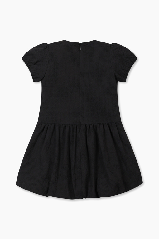 https://img.benettonmall.com/PARTS/KO/26S/QAOP32631BK_MB_D1.jpg?cb=1777565229