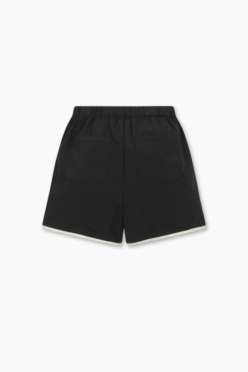 https://img.benettonmall.com/PARTS/KO/26S/QAPT04631BK_MB_D2.jpg?cb=1777565229