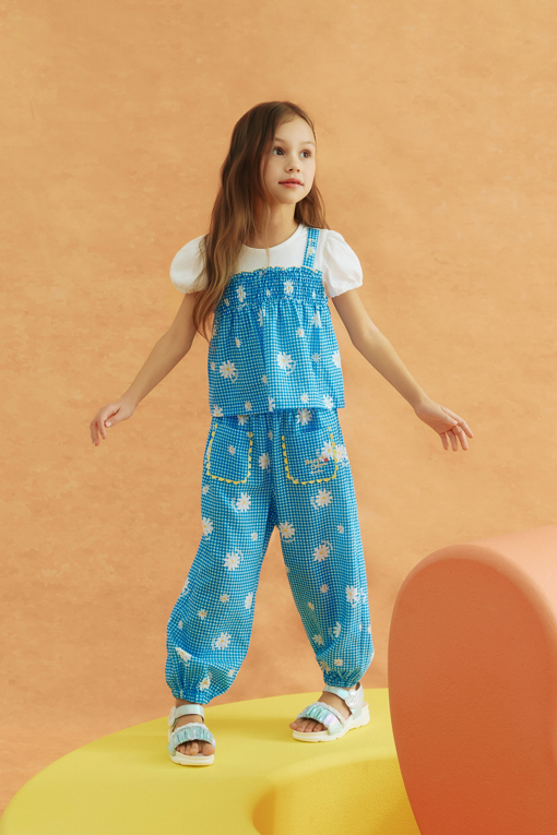 https://img.benettonmall.com/PARTS/KO/26S/QAPT10631BL_MB_D1.jpg?cb=1777565229