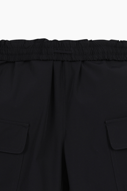 https://img.benettonmall.com/PARTS/KO/26S/QAPT14631BK_MB_D5.jpg?cb=1777565229