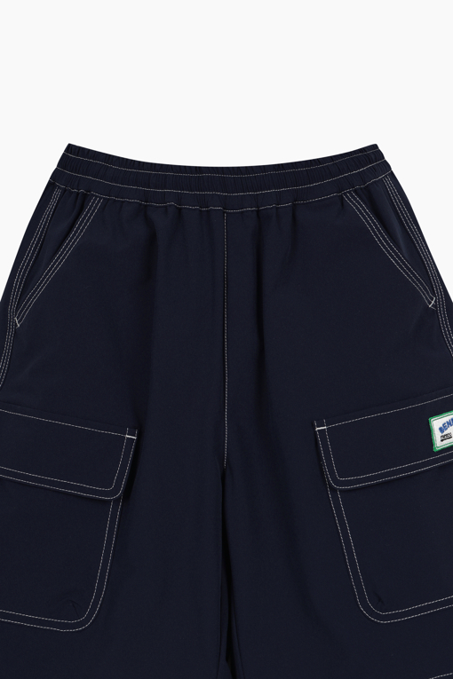 https://img.benettonmall.com/PARTS/KO/26S/QAPT14631NY_MB_D4.jpg?cb=1777565229